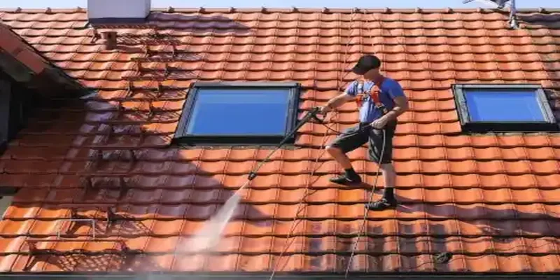 démoussage et nettoyage haute pression de toiture à Crest Voland